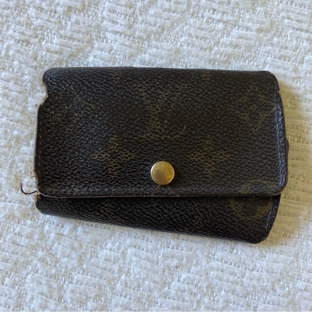 Louis Vuitton Monogram Key Holder